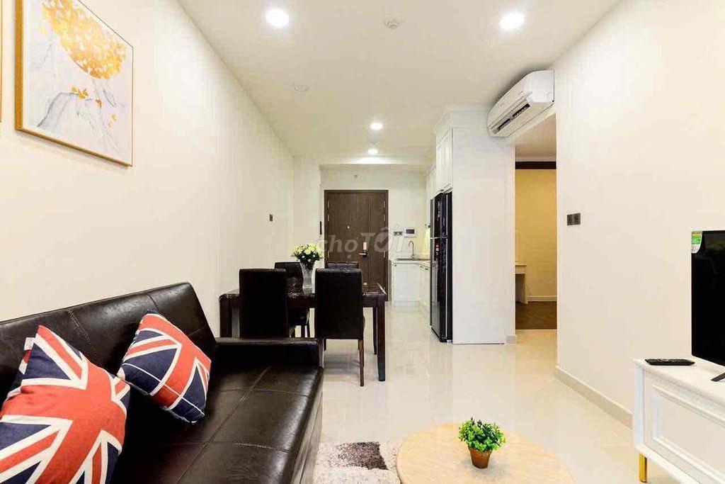 Cần Sang Hợp Đồng Căn Hộ 2 Phòng Ngủ Cao Cấp Saigon Royal Quận 4