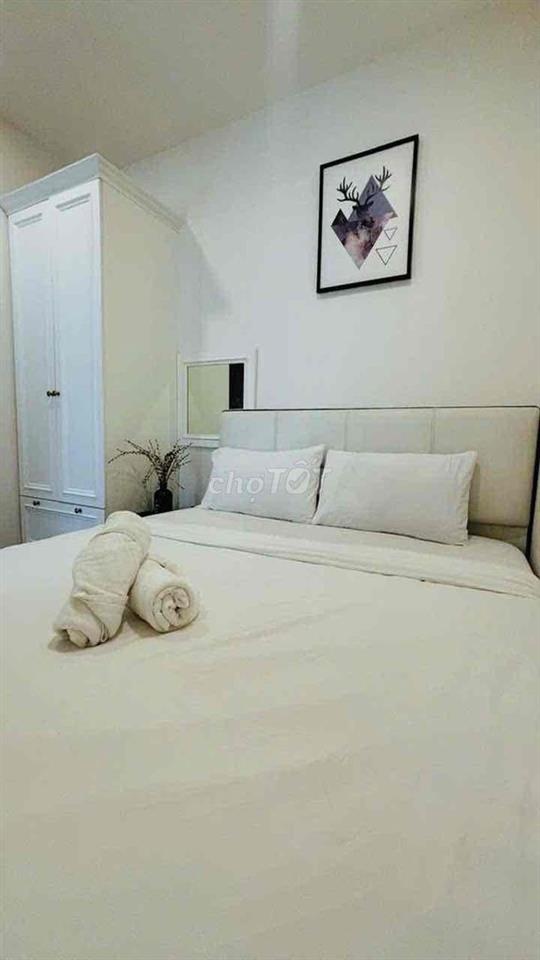 Cần Sang Hợp Đồng Căn Hộ 2 Phòng Ngủ Cao Cấp Saigon Royal Quận 4