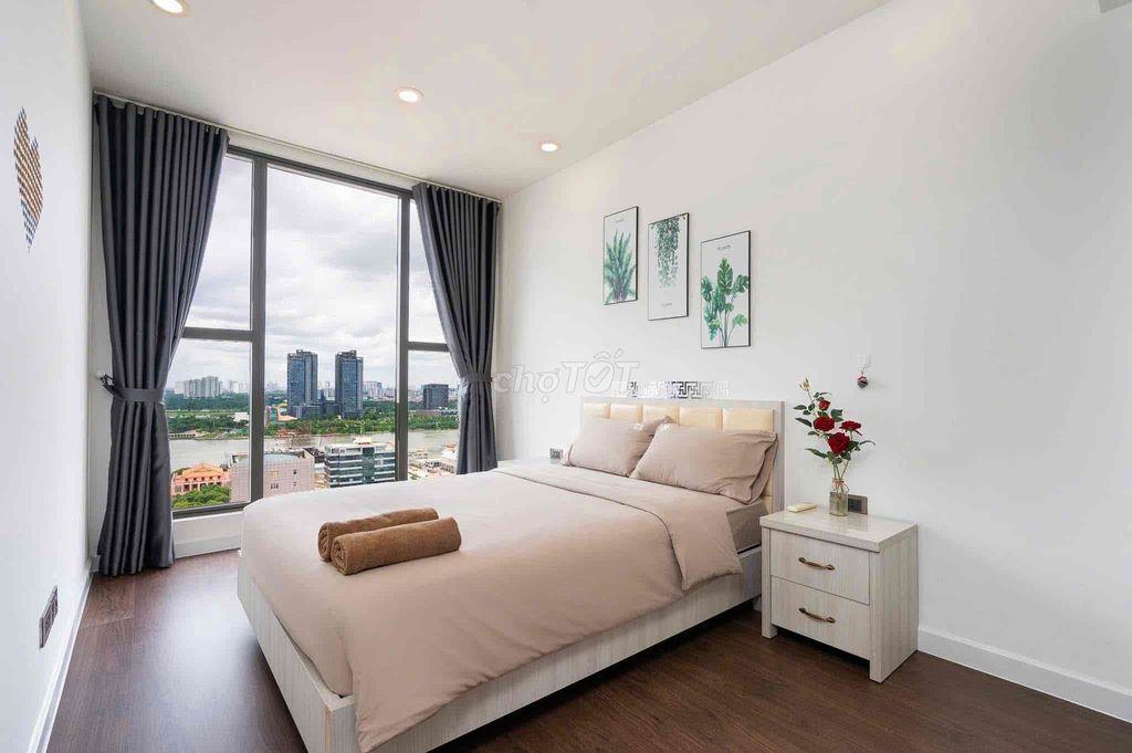 Cho Thuê Căn Hộ Saigon Royal 2PN - 2WC View Hướng Về Trung Tâm Quận 1