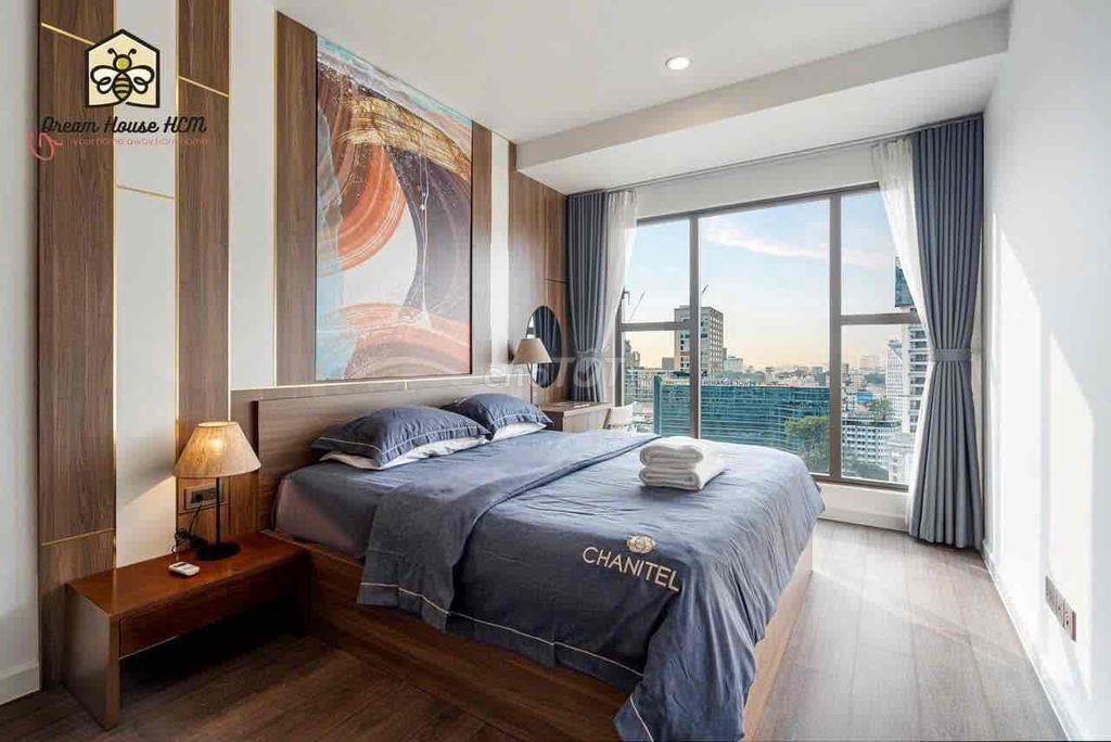 Cho Thuê Căn Hộ Saigon Royal 2PN - 2WC View Hướng Về Trung Tâm Quận 1