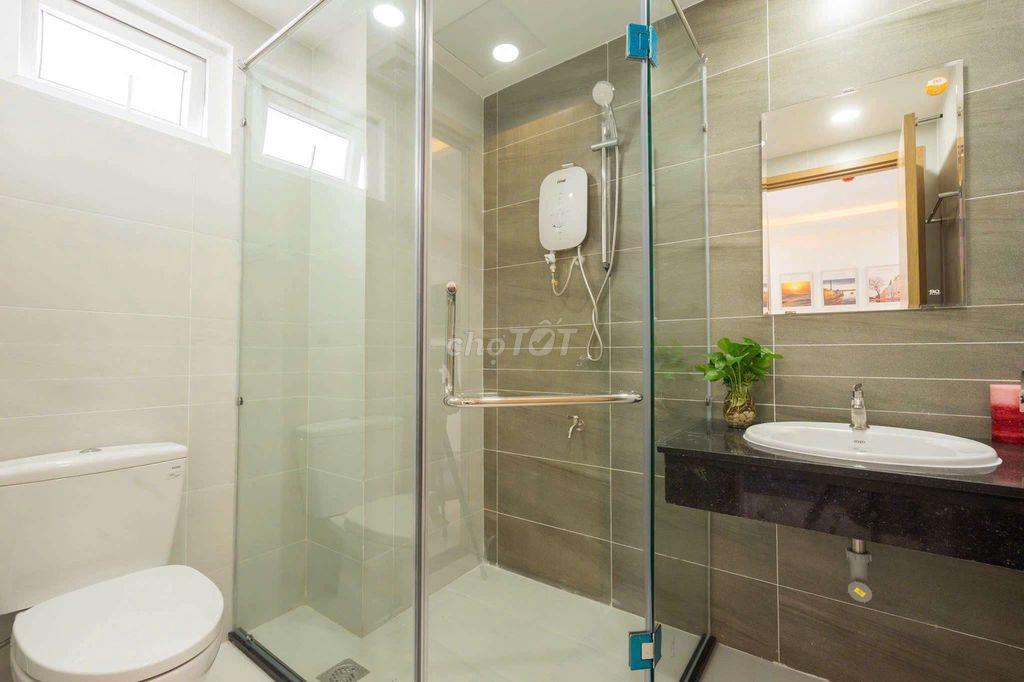 Studio full NT, cửa sổ, Nguyễn Khoái Q4 gần_Q1_Q5_Q7_Q8