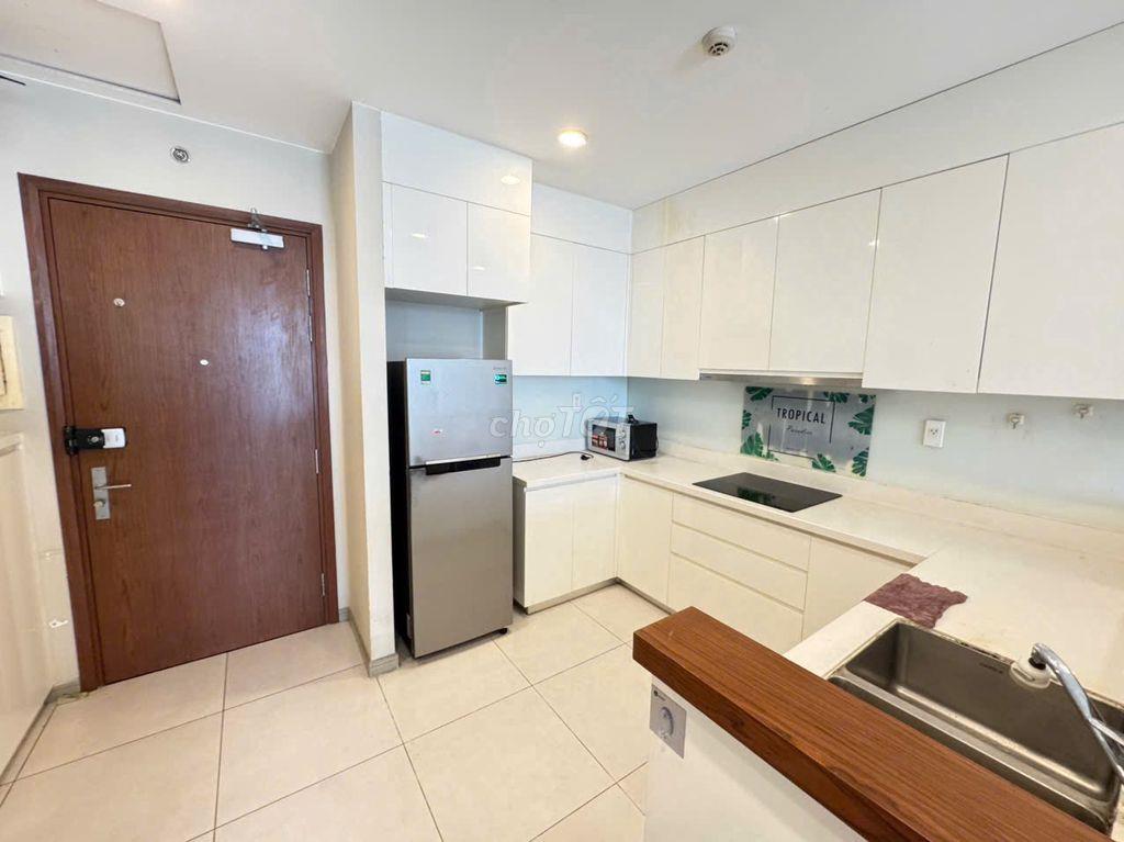 Cho thuê nhiều căn Gold View Q4 2PN 1WC 70m2 giá 16,5tr đủ nội thất