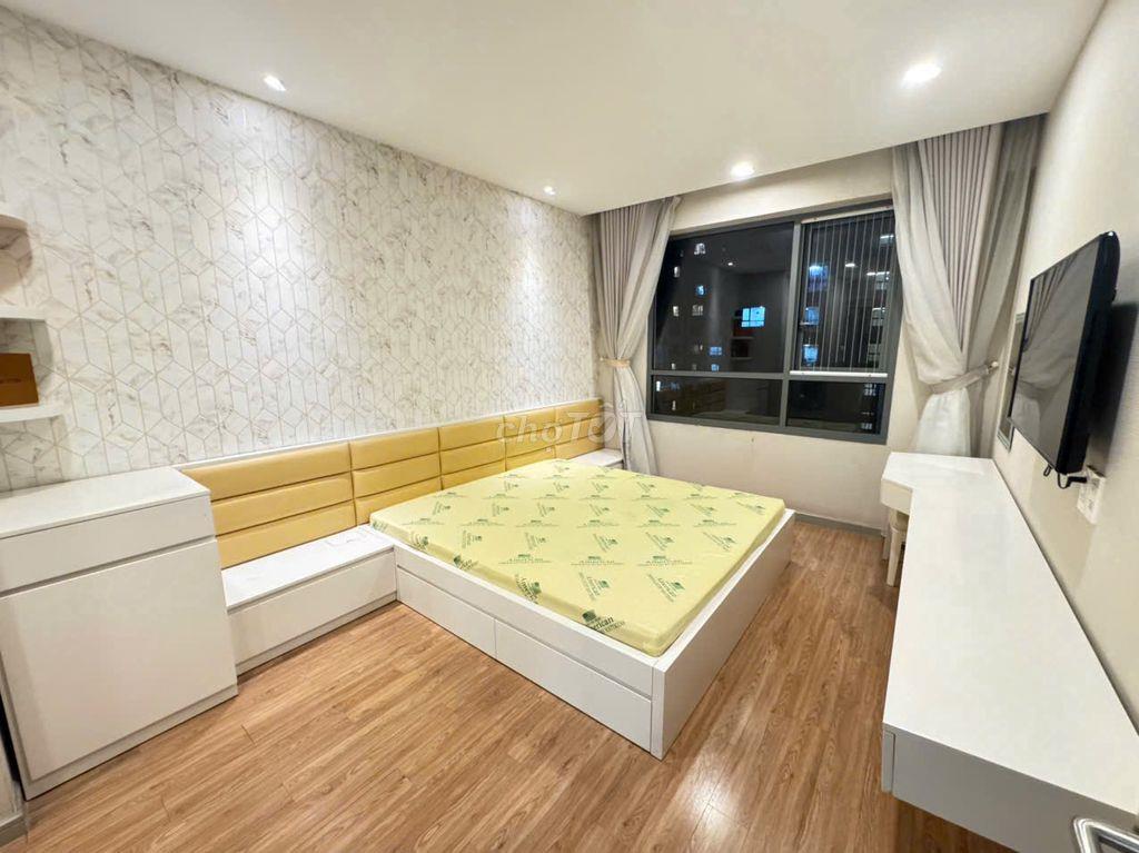 Cho thuê 5 căn Gold view 3pn 2wc giá 23-25tr/ tháng ở liền đủ nt