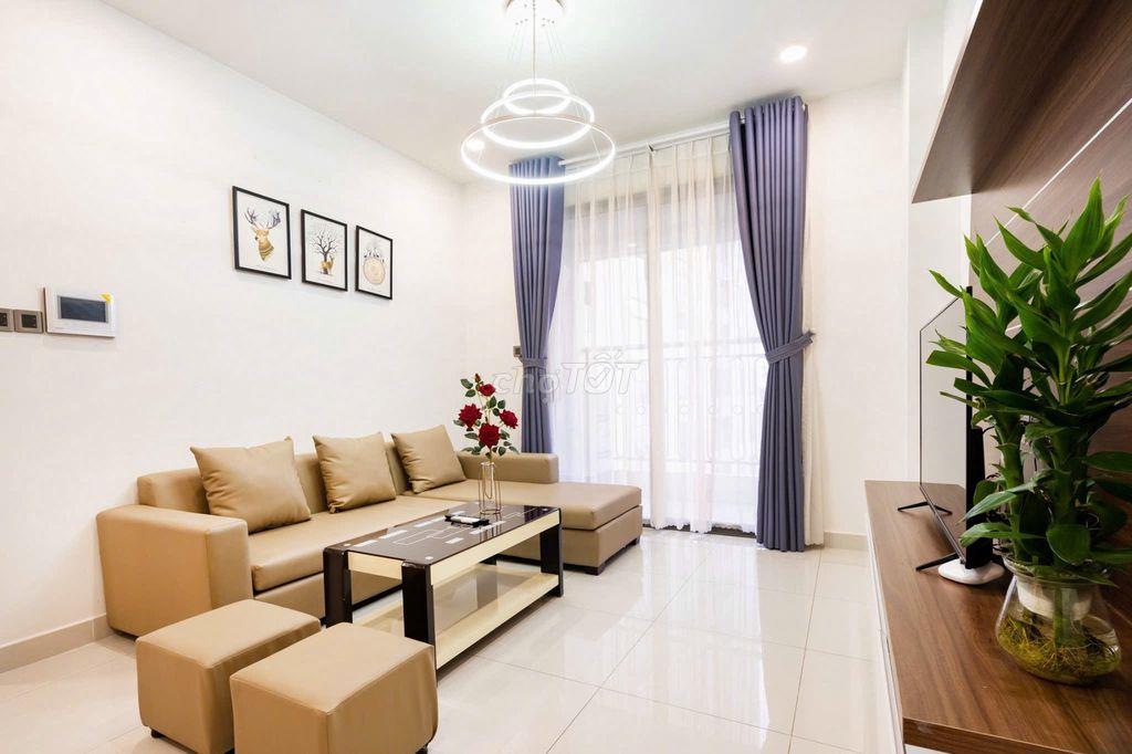 Cho thuê căn 2pn 1wc chung cư Saigon Royal q4 , giá 19tr đủ nội thất