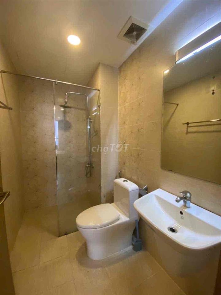 cho thue gấp 2 phòng 3 phòng giá re quan 4