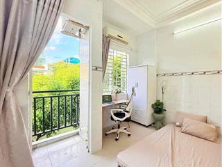 căn 2 PN Ngay gần ĐH Nguyễn Tất Thành , mặt tiền xe hơi trước nhà