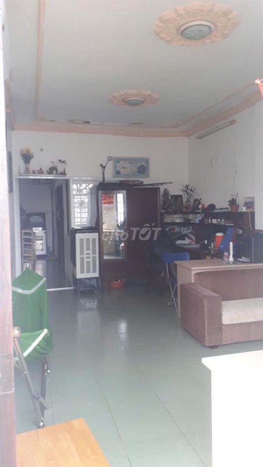 Cho thuê chung cư Đoàn Văn Bơ, phường Xóm Chiếu (Q4)