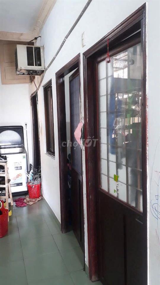 Cho thuê chung cư Đoàn Văn Bơ, phường Xóm Chiếu (Q4)