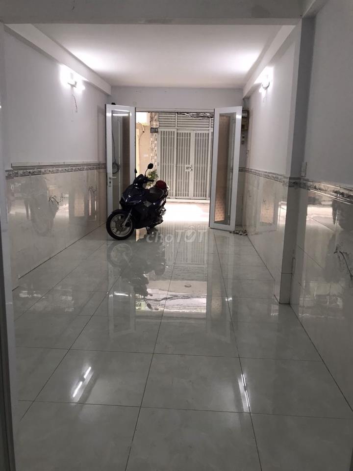 Nhà Phố Quận 4 (Hẻm Xe Hơi)