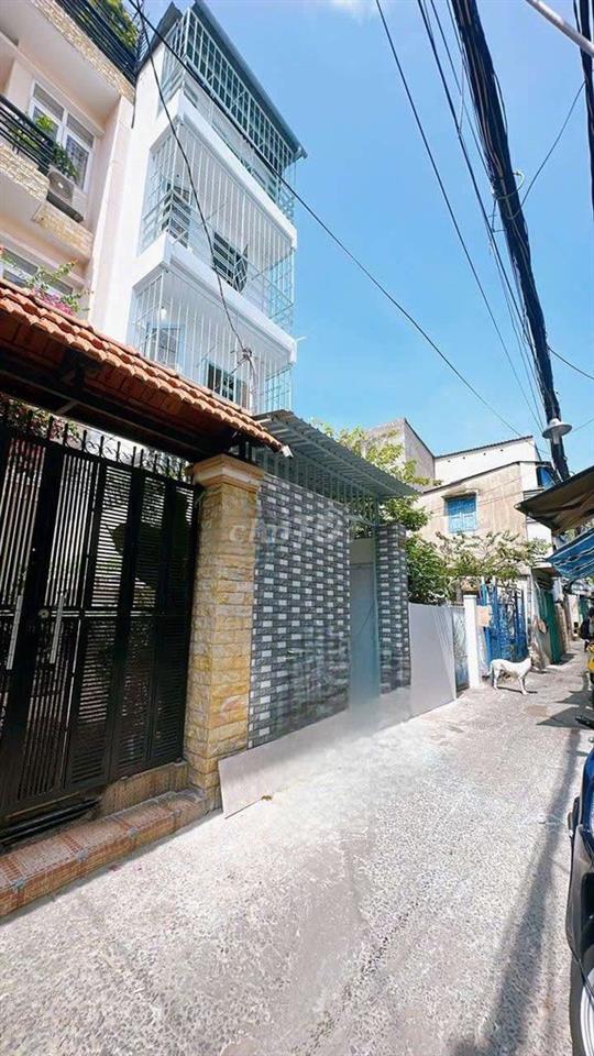 GIẢM 1 TỶ NHÀ CHDV QUẬN 4, 20 PHÒNG 4 TẦNG. 