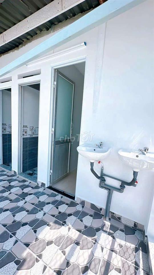 GIẢM 1 TỶ NHÀ CHDV QUẬN 4, 20 PHÒNG 4 TẦNG. 