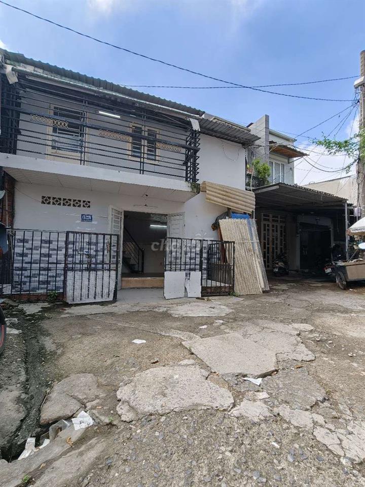 1 Tỷ 750 Nhà MT Trần Thị Ngôi P4Q8 . 2% phí hh ace nhận đủ