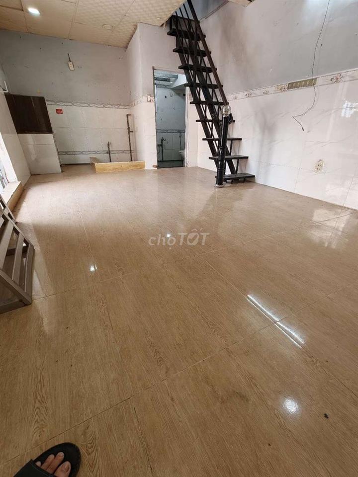 1 Tỷ 750 Nhà MT Trần Thị Ngôi P4Q8 . 2% phí hh ace nhận đủ