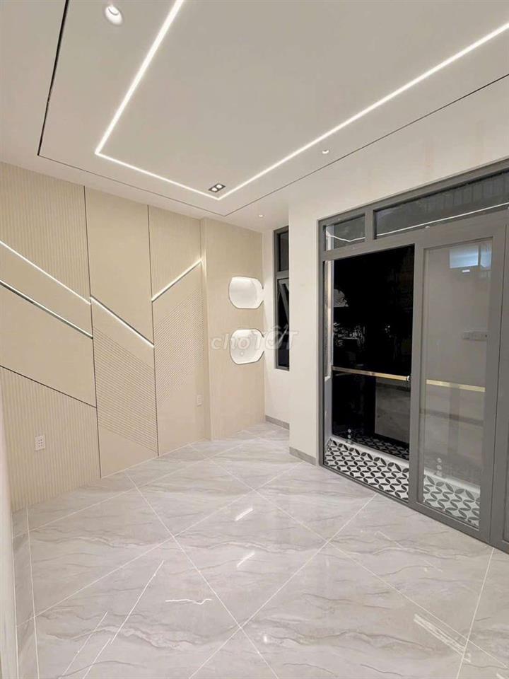 BÁN NHÀ ĐẸP MỚI XÂY ĐƯỜNG KHÁNH HỘI XE HƠI 8,8 tỷ ( QUẬN 4 )