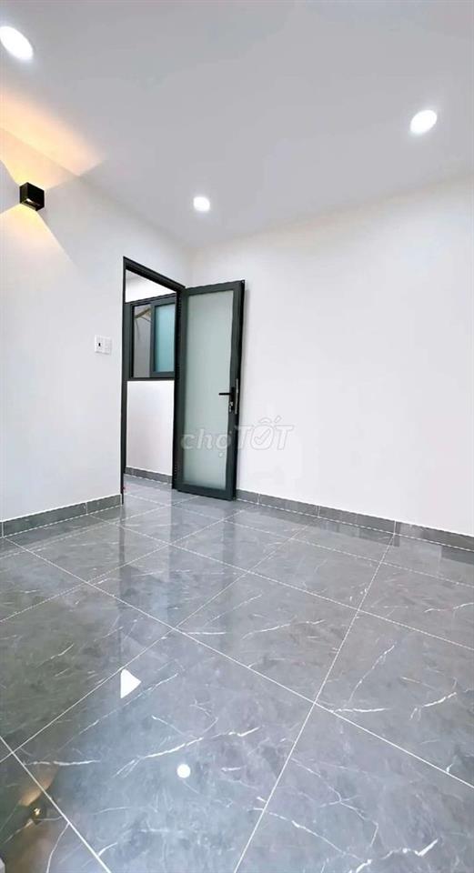 GIẢM 200TR _ BÁN NHÀ ĐẸP 2 TẦNG 3,150 tỷ ( Q4 )