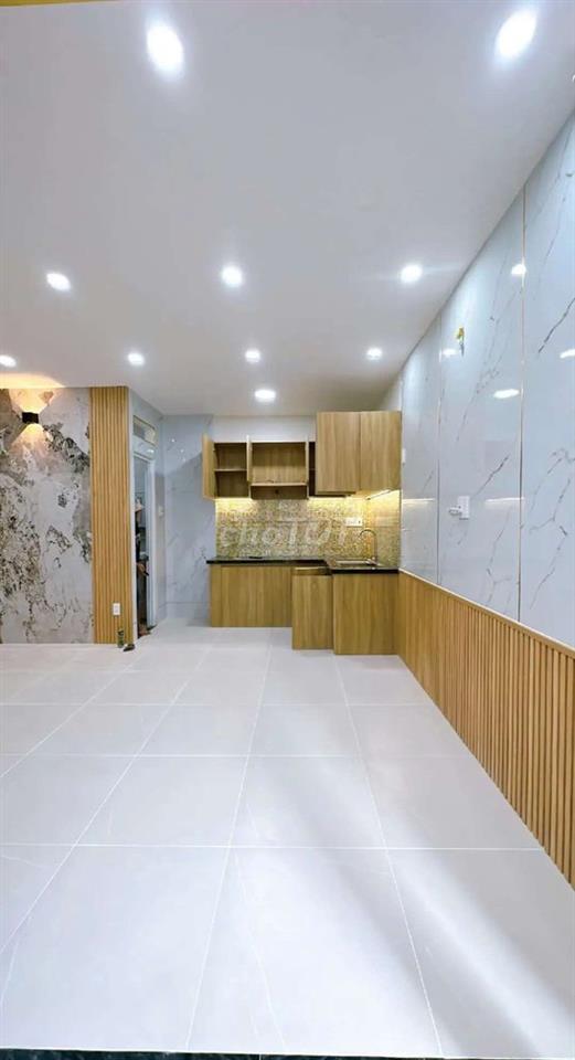 GIẢM 200TR _ BÁN NHÀ ĐẸP 2 TẦNG 3,150 tỷ ( Q4 )