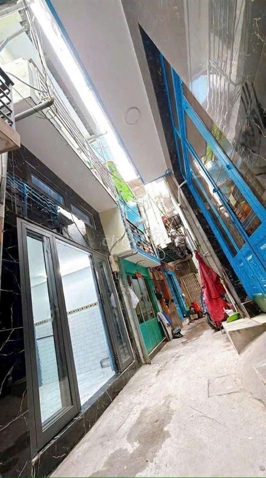 BÁN NHÀ NHỎ ĐẸP 3 TẦNG 1,550 tỷ ( Quận 4 )