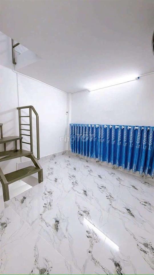 BÁN NHÀ NHỎ ĐẸP 3 TẦNG 1,550 tỷ ( Quận 4 )