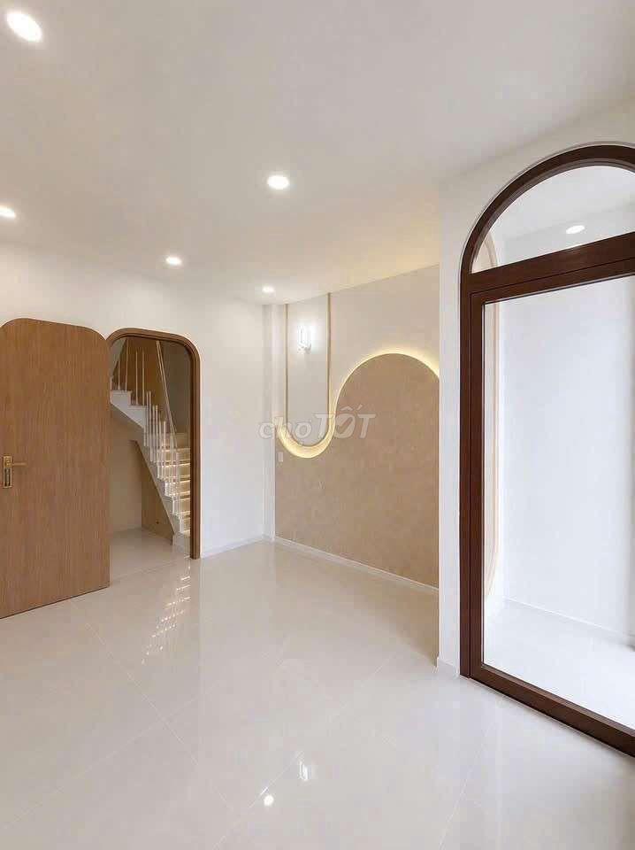 BÁN NHÀ ĐẸP MỚI XÂY 5,6 tỷ ( Q4 )