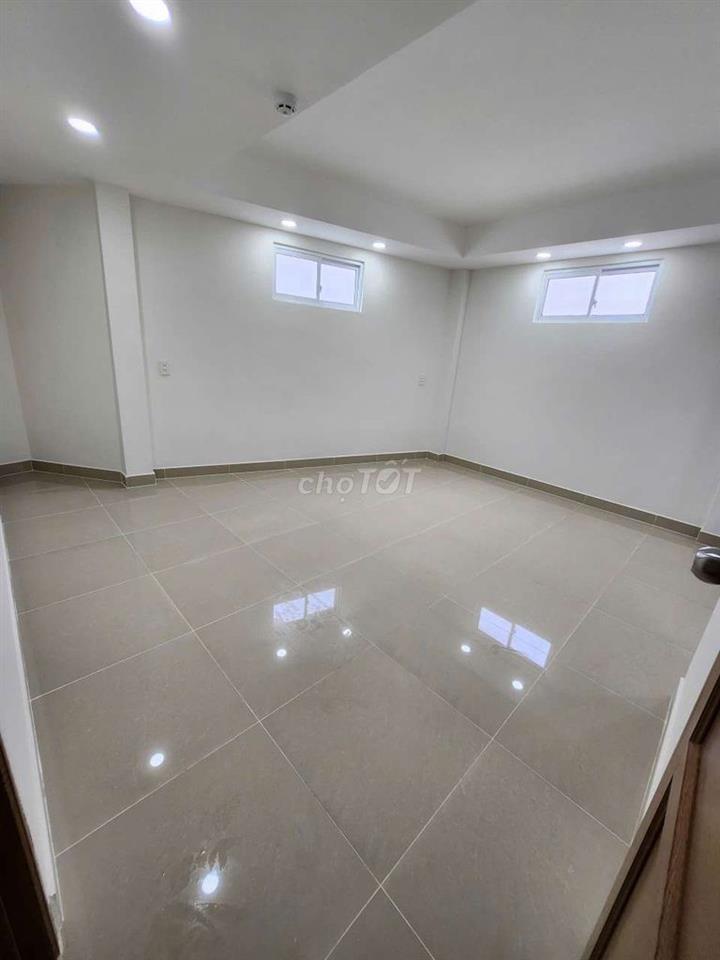 PHÒNG KHÔNG CHUNG CHỦ 4,7tr QUẬN 4