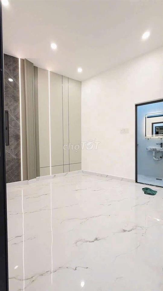BÁN NHÀ ĐẸP MỚI XÂY 2 TẦNG 4,9 tỷ QUẬN 4