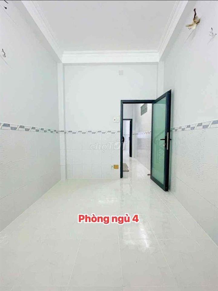 nhà đẹp cần bán đường đoàn văn bơ F18 Q4