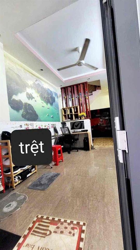 nhà đẹp cần bán đường tôn Đản F15Q4
