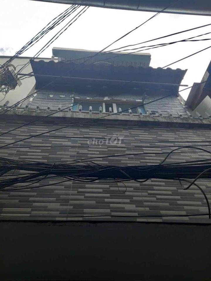 nhà cần bán đường tôn Đản F8Q4