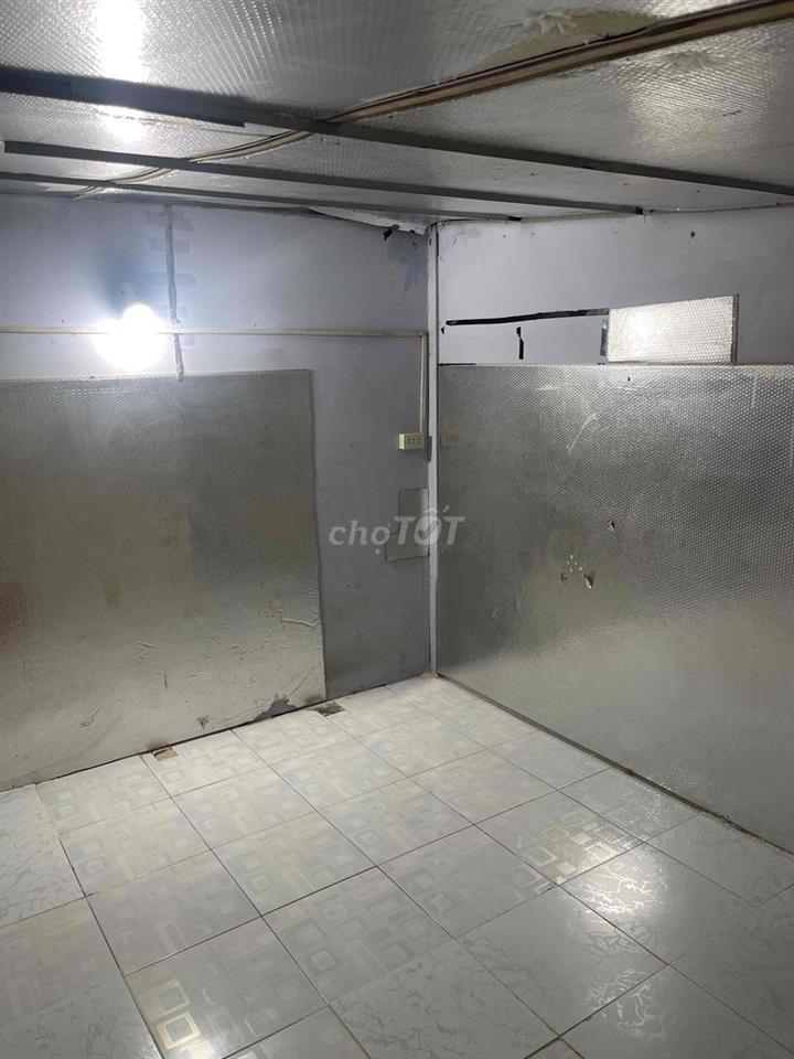 nhà cho thuê đường đoàn văn bơ F16Q4