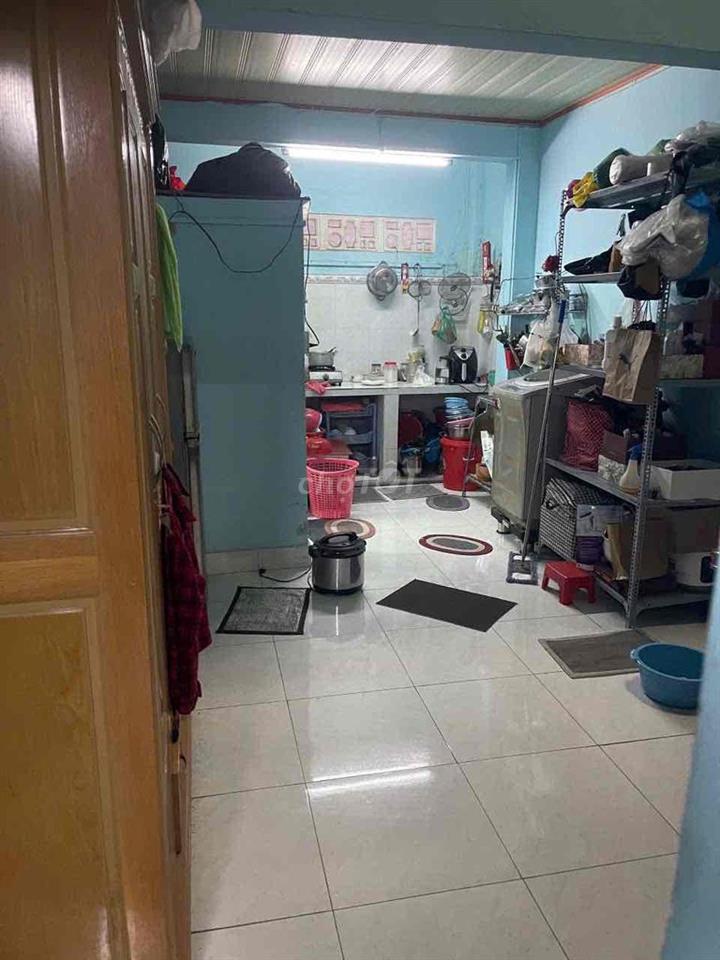 Nhà Q4 chính chủ cần bán