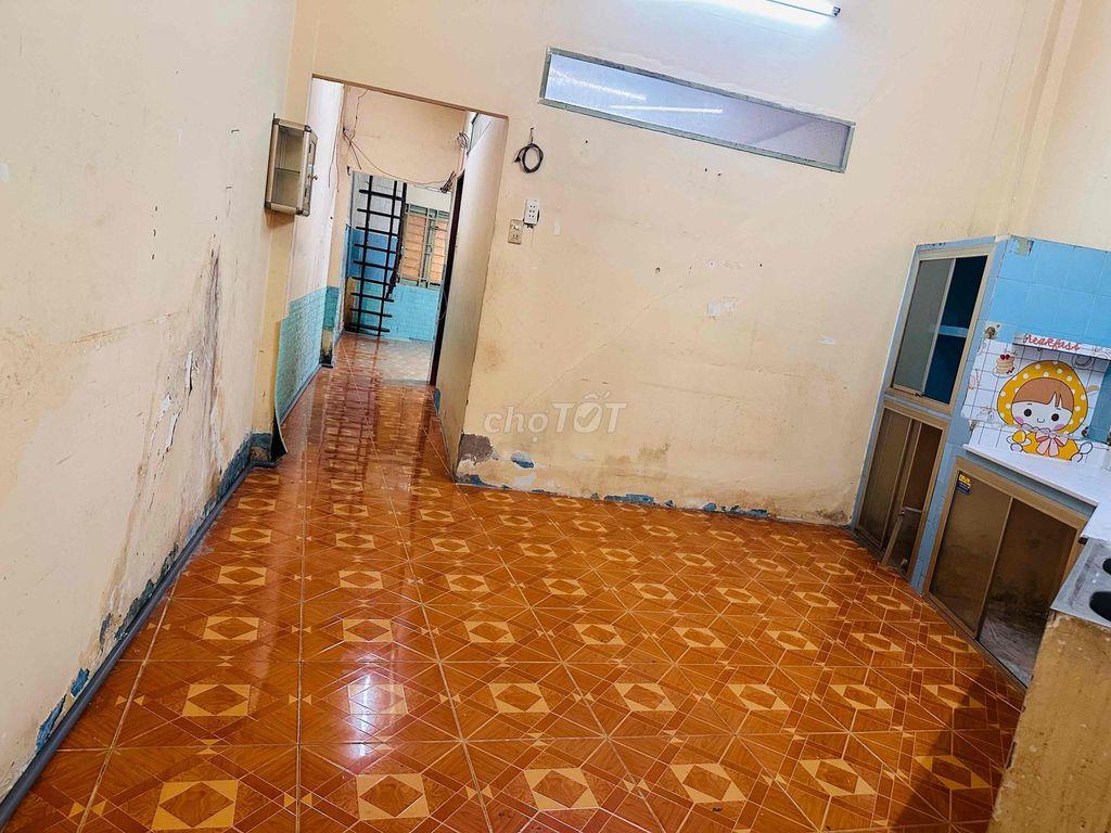 bán nhà giá rẻ quận 4 diện tích lớn