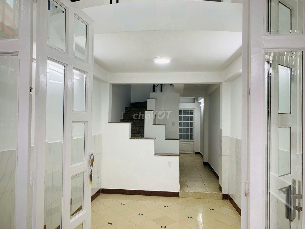 Bán nhà riêng tại Phường Khánh Hội, Quận 4