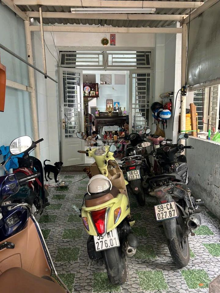 NHÀ BÁN GIÁ TỐT QUẬN 04 HẼM XE HƠI