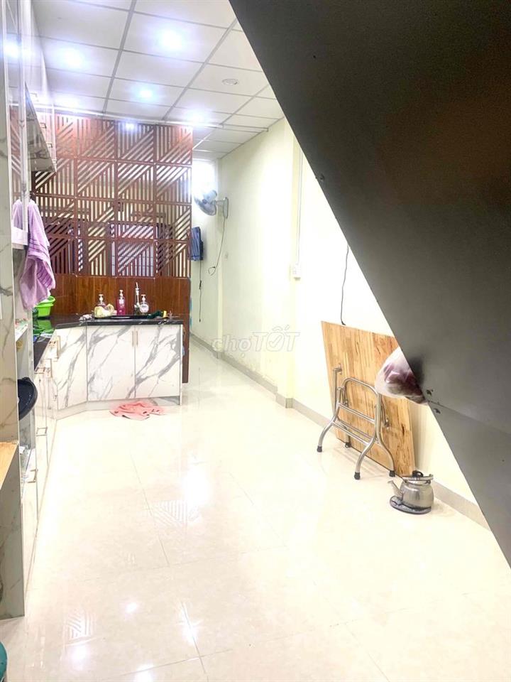 BÁN NHÀ 2 MẶT TIỀN ĐOÀN VĂN BƠ – LIỀN KỀ KHU ẨM THỰC VĨNH KHÁNH |