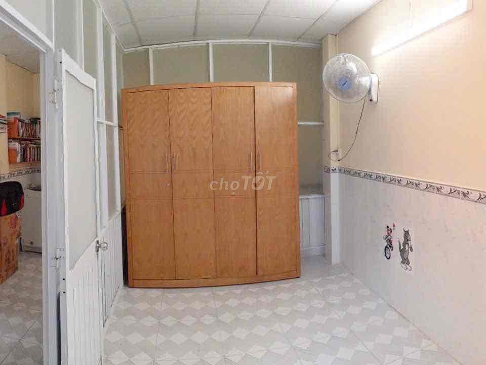 nhà cần bán đường tôn Đản F14Q4