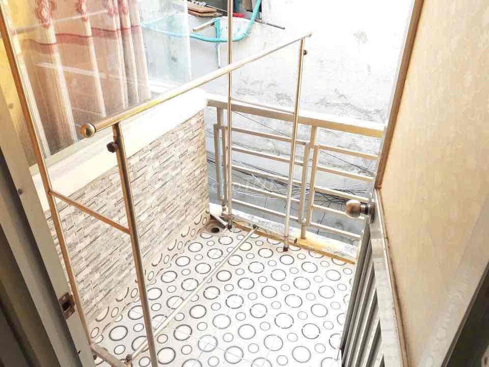 nhà cần bán đường tôn Đản F14Q4