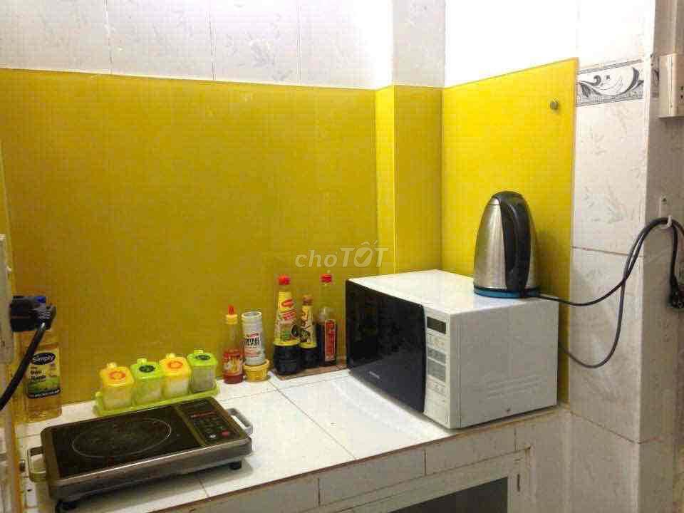 nhà cần bán đường tôn Đản F14Q4