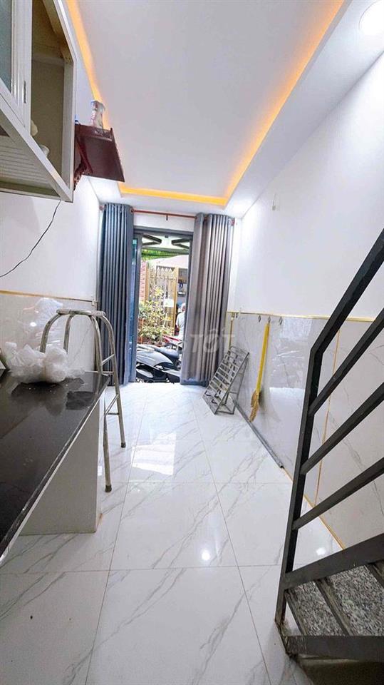 nhà bán đường đoàn văn bơ F16Q4