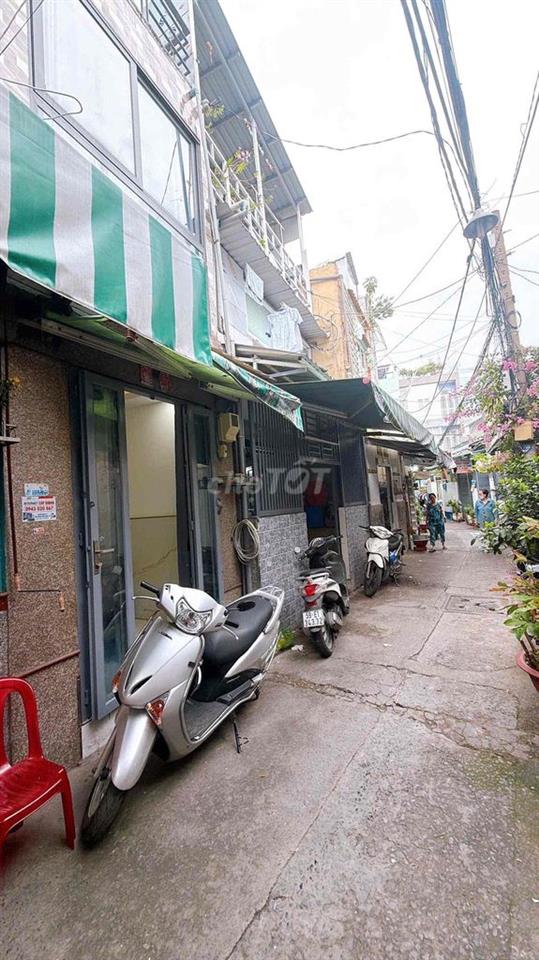 nhà bán đường đoàn văn bơ F16Q4