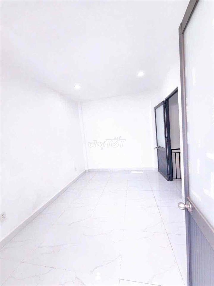 nhà cần bán đường đoàn văn bơ F13Q4