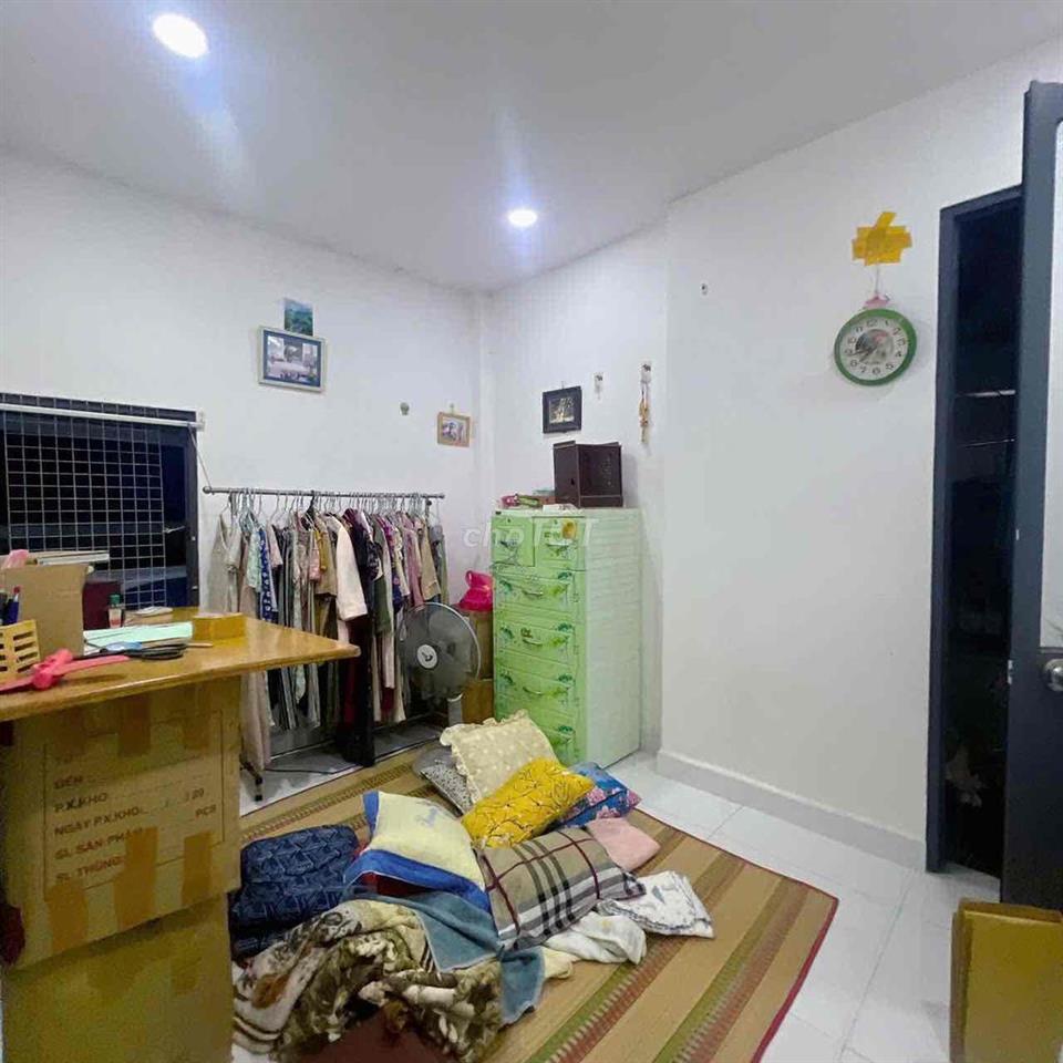 nhà cần bán đường đoàn văn bơ F13Q4