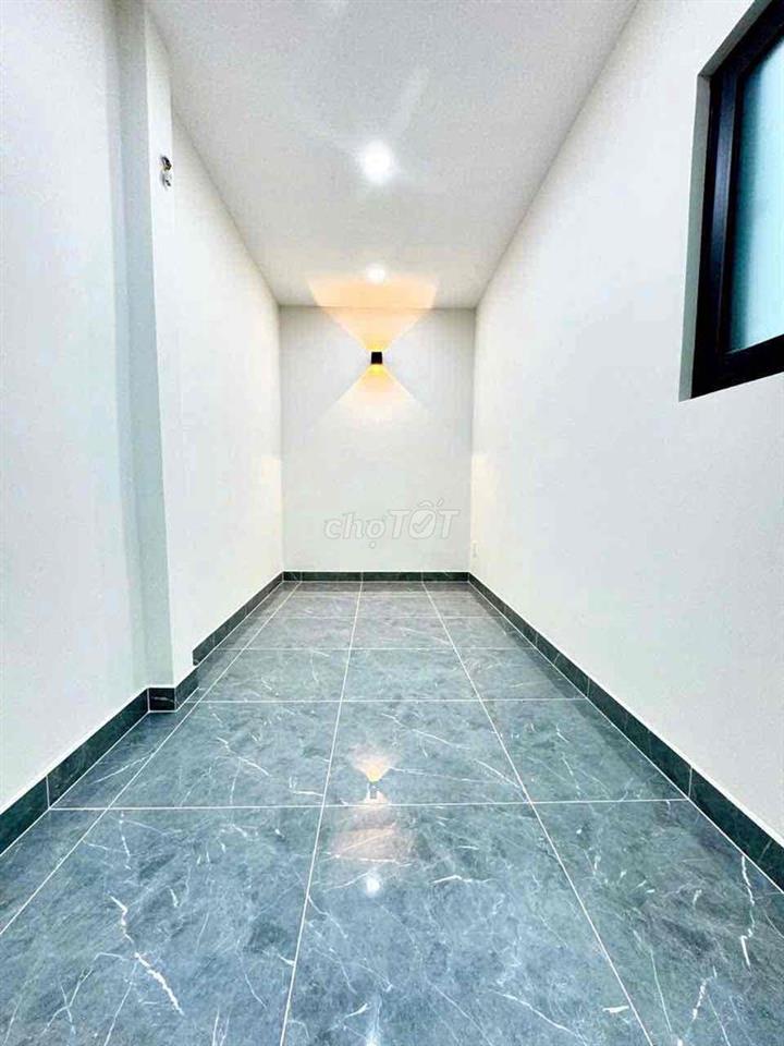 nhà đẹp cần bán đường đoàn văn bơ F16Q4