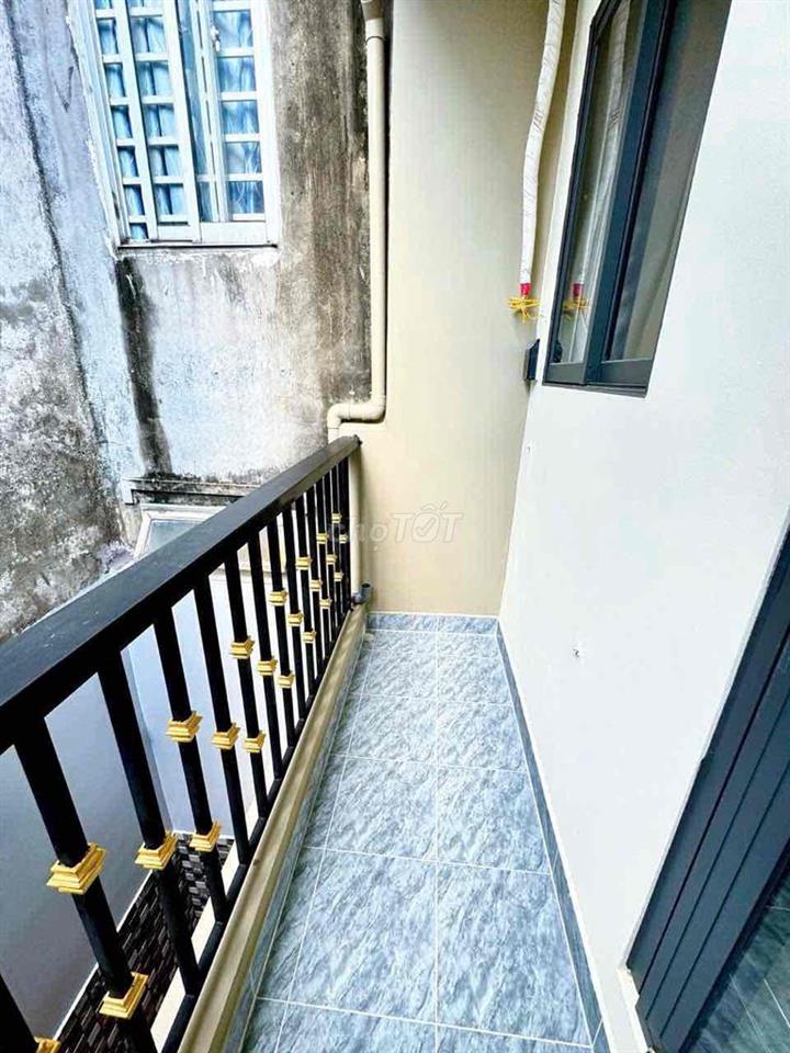 nhà đẹp cần bán đường đoàn văn bơ F16Q4