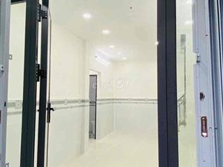 nhà đẹp cần bán đường tôn Đản F8Q4