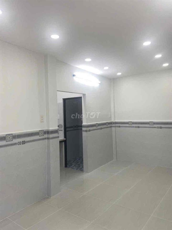 nhà đẹp cần bán đường tôn Đản F8Q4