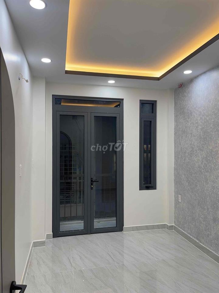 nhà đẹp cần bán đường tôn đản F15Q4