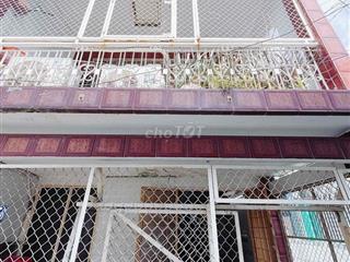 Nhà bán Nguyễn Thần Hiến Q.4