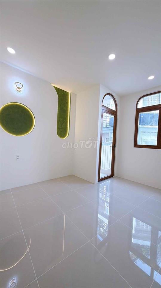 NHÀ MỚI 4 TẦNG 2P3WC