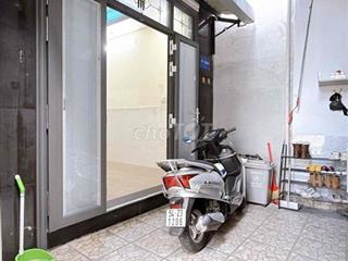 Nhà 5 Tầng 2P2WC