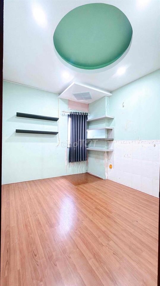 Nhà 5 Tầng 2P2WC